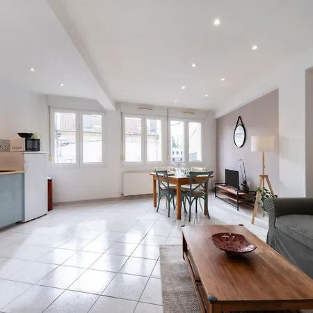 Le Cocon D'emile - Cosy Et Equipe Nancy